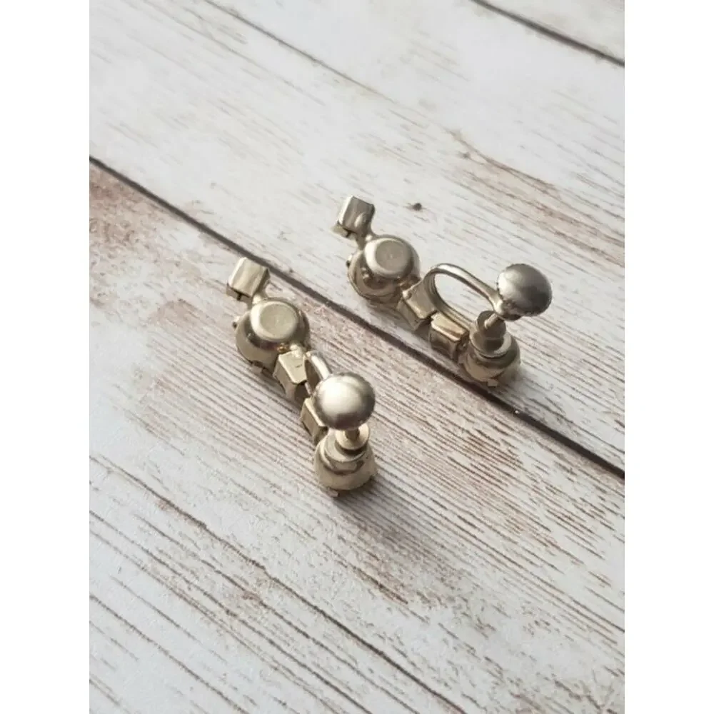 Vintage screw back